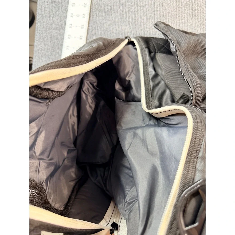 Nike Elite Vintage Duffle Bag Black Travel Gym School Messenger Sling Large
